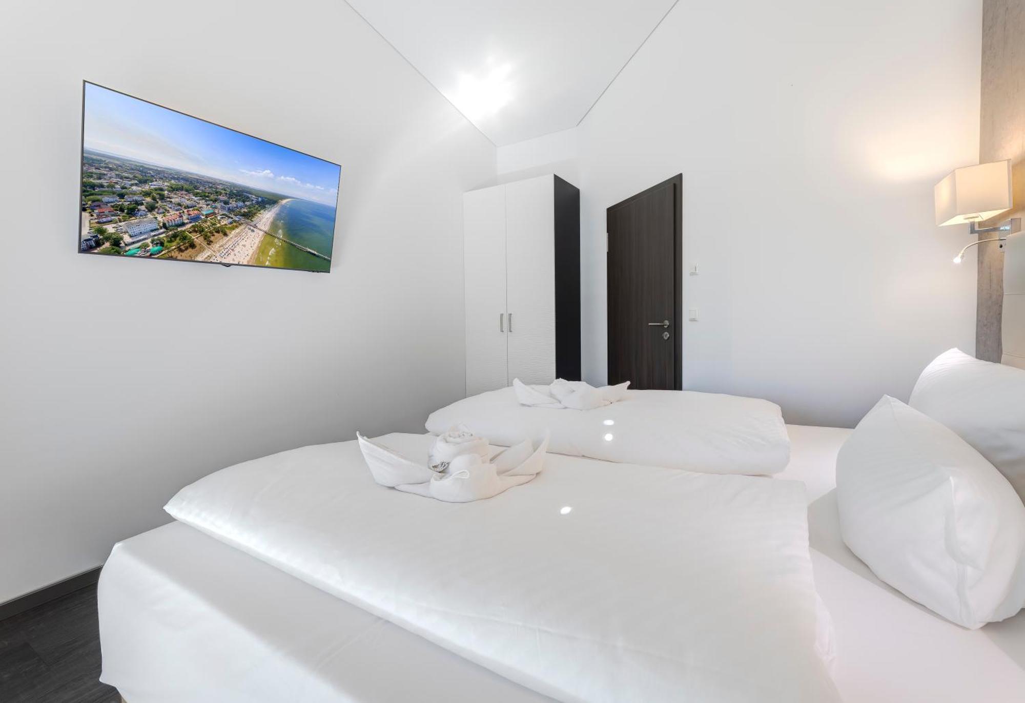 Hotel am Kurpark Zinnowitz Bagian luar foto