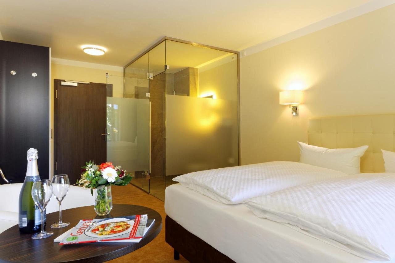 Hotel am Kurpark Zinnowitz Bagian luar foto